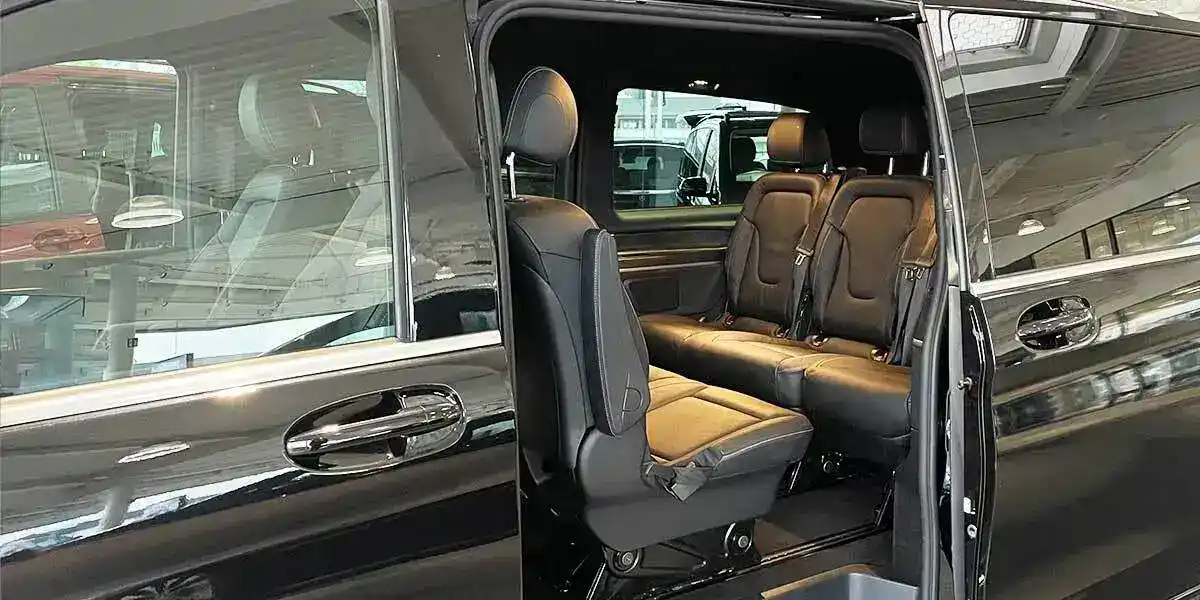 mercedes black V-class transfer