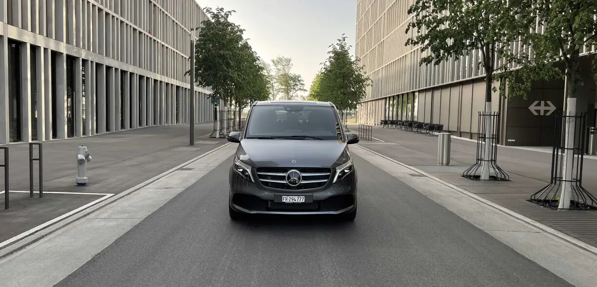 mercedes grey V-class transfer